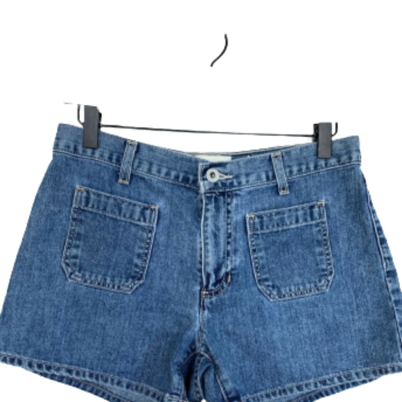 Y2K Vintage GAP Patch Pocket Jean Shorts, Size: 16 Plus Size. - Picture 7 of 8